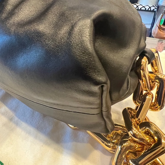 Gold chain pouch bag - Picture 4 of 7